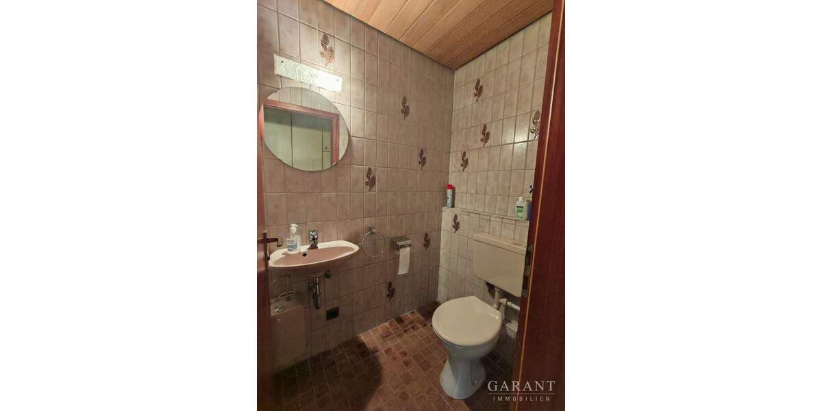 Reihenmittelhaus Pforzheim Büchenbronn - 5 Zimmer, 102 m&sup2;, 320.000&euro; | Angebot:25707655