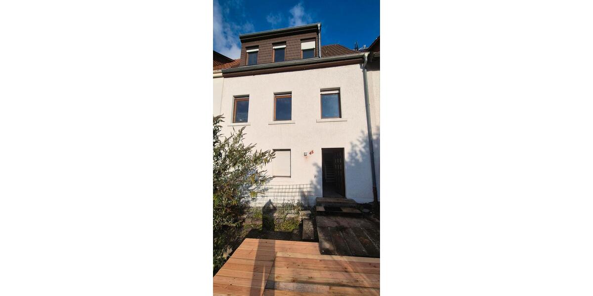 Reihenhaus Pforzheim - 6 Zimmer, 150 m&sup2;, 390.000&euro; | Angebot:25800893