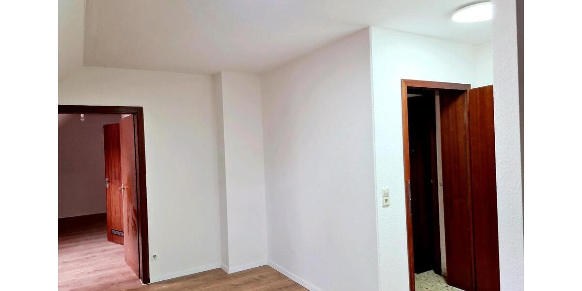 Dachgeschoßwohnung Ostfildern - 2 Zimmer, 45 m&sup2;, 730&euro; | Angebot:26454709