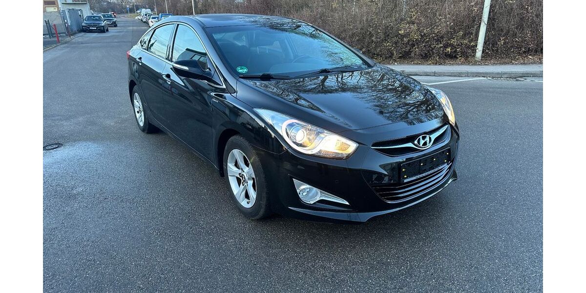 Hyundai i40 167.000 km 10.450 &euro; Möglingen/Ludwigsburg 71696