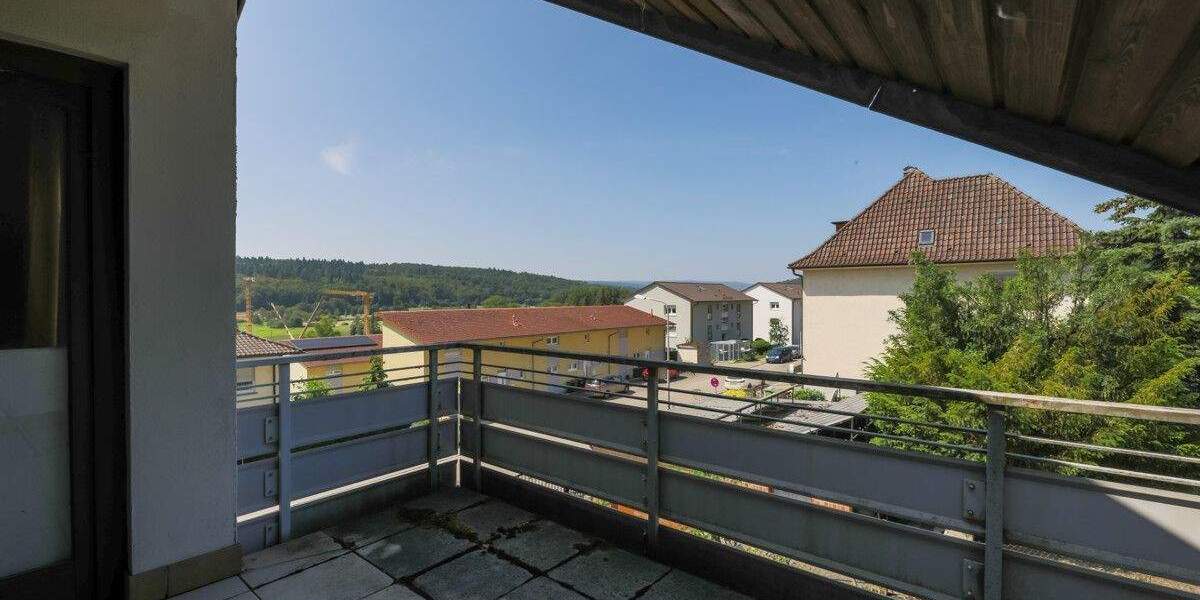 Einfamilienhaus Niefern-Öschelbronn / Niefern Niefern - 6 Zimmer, 180 m&sup2;, 560.000&euro; | Angebot:24860389