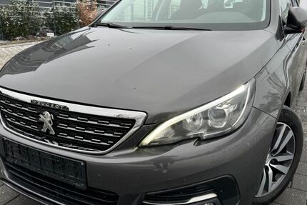 Peugeot 308 188.000 km 8.980 € Holzgerlingen 71088