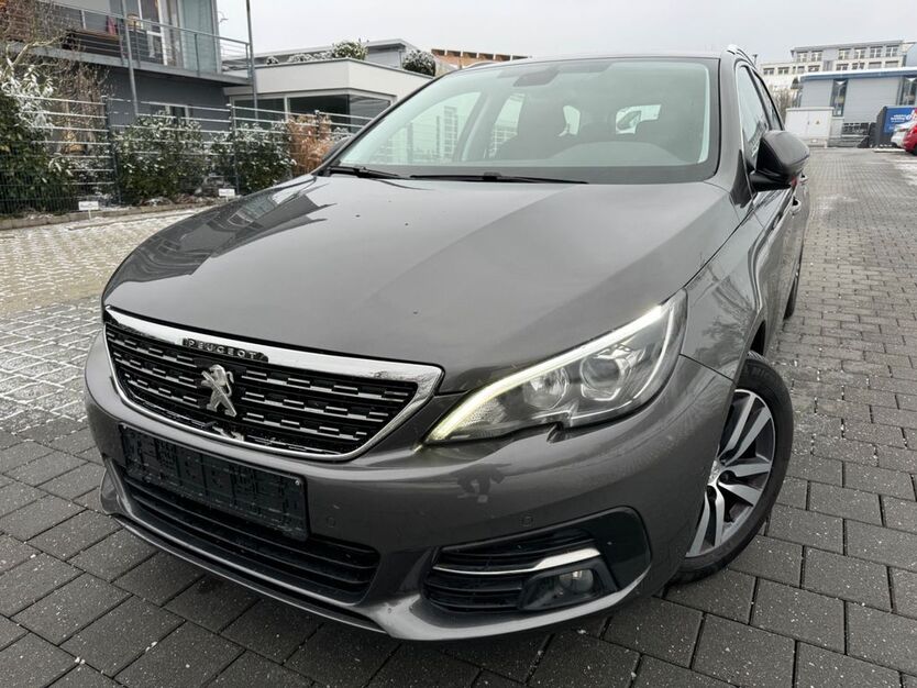 Peugeot 308 188.000 km 8.980 € Holzgerlingen 71088