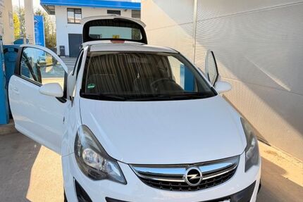 Opel Corsa 196.000 km 2.999 &euro; Stuttgart 70469