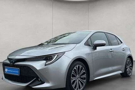 Toyota Corolla 37.750 km 25.880 &euro; Esslingen am Neckar 73730