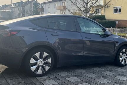 Tesla Model Y 79.770 km 29.999 &euro; Großbettlingen 72663