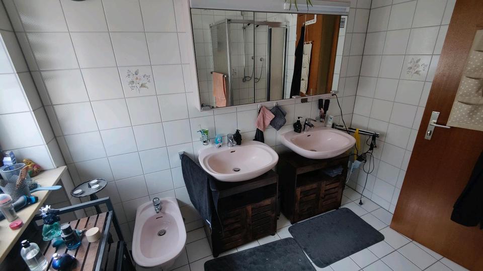 Etagenwohnung Reutlingen Sondelfingen - 3 Zimmer, 90 m&sup2;, 1.270&euro; | Angebot:27625162