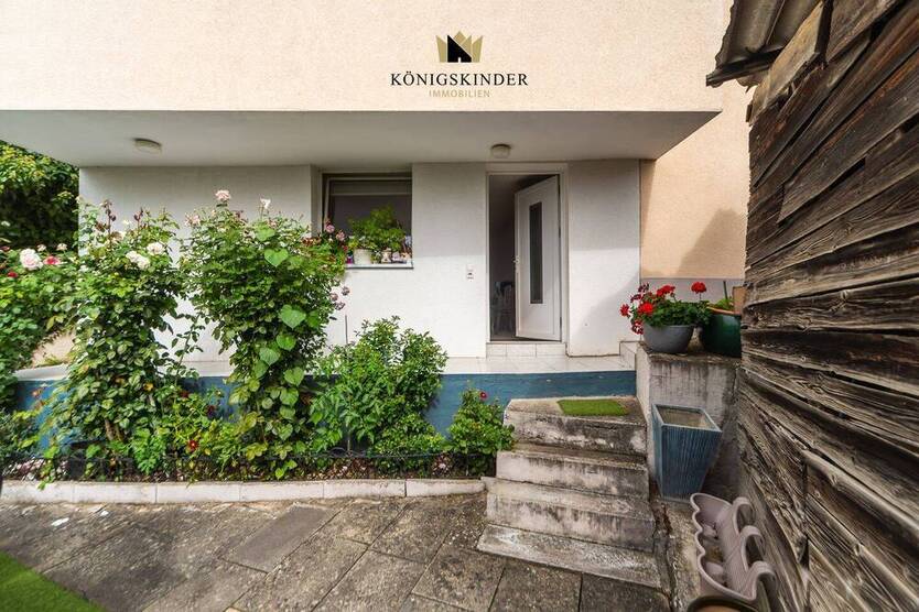Einfamilienhaus mit Potential: 6 Zimmer, großes Grundstück, schöner Garten. Ihr neues Zuhause?