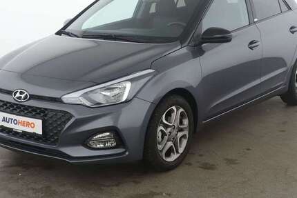 Hyundai i20 7.964 km 14.770 € Stuttgart 70195