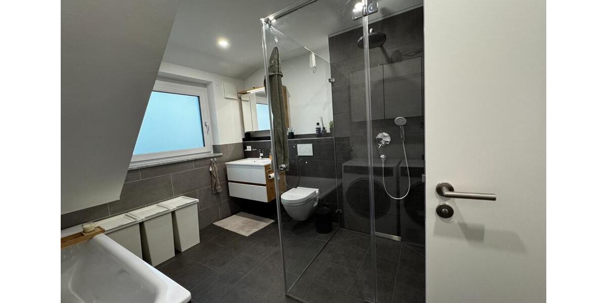 Dachgeschoßwohnung Rottenburg am Neckar - 3 Zimmer, 81 m&sup2;, 385.000&euro; | Angebot:24430120