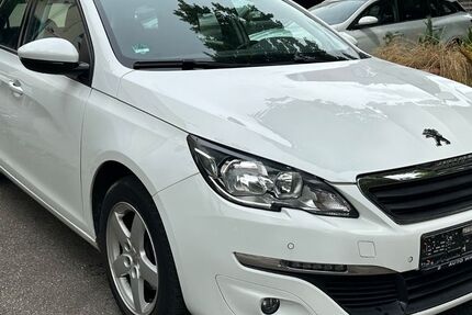 Peugeot 308 209.700 km 6.999 € Ludwigsburg 71638