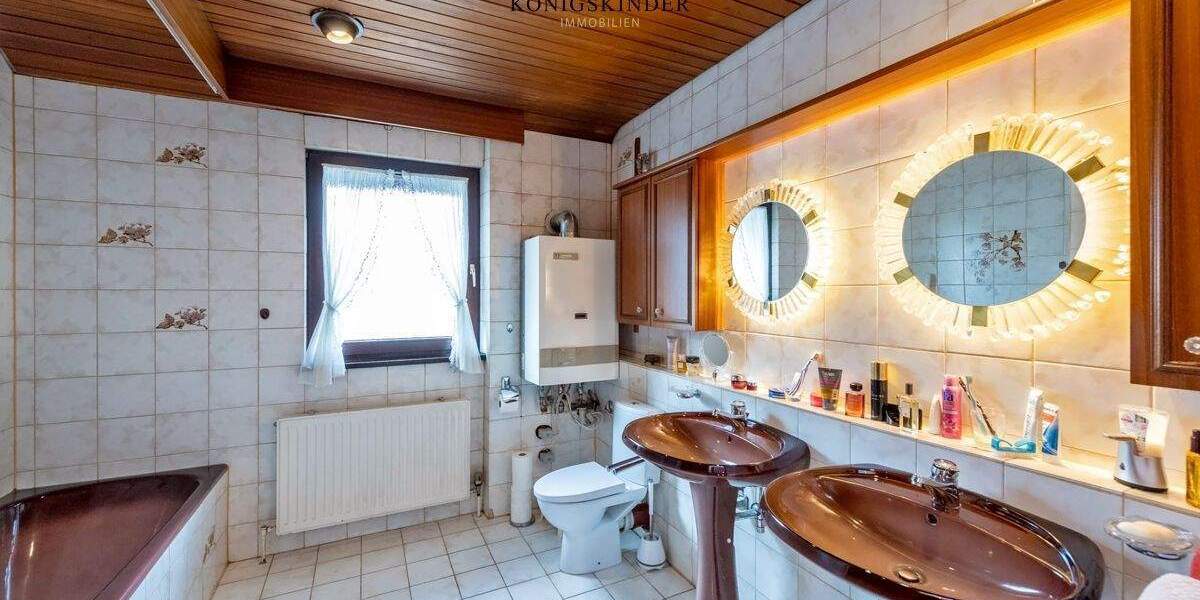 Mehrfamilienhaus, Wohnhaus Ostfildern Scharnhausen - 6 Zimmer, 125 m&sup2;, 449.000&euro; | Angebot:24607617