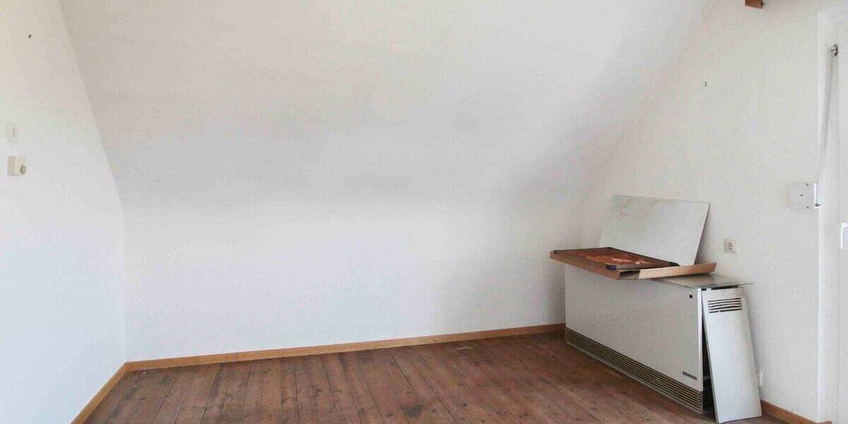 Einfamilienhaus Mühlacker Dürrmenz - 6 Zimmer, 115 m&sup2;, 175.000&euro; | Angebot:26290986