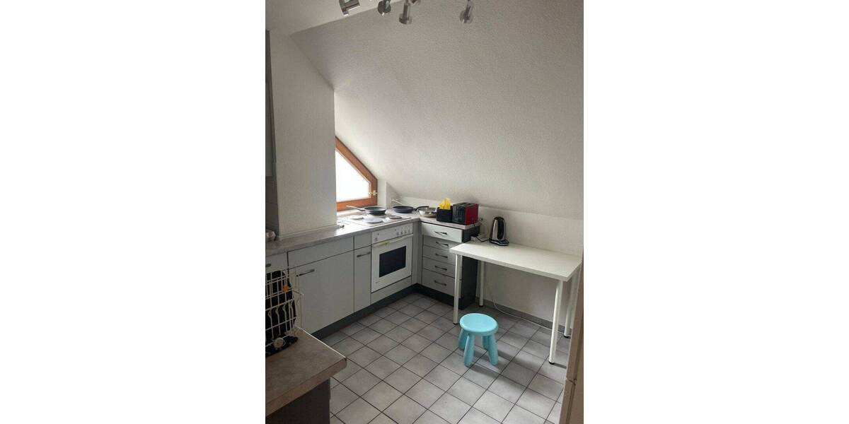 Etagenwohnung Reutlingen Südstadt - 2 Zimmer, 62 m&sup2;, 920&euro; | Angebot:26825019
