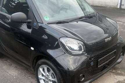 Smart forTwo 15.700 km 10.299 &euro; Weil im Schönbuch/Böblingen 71093