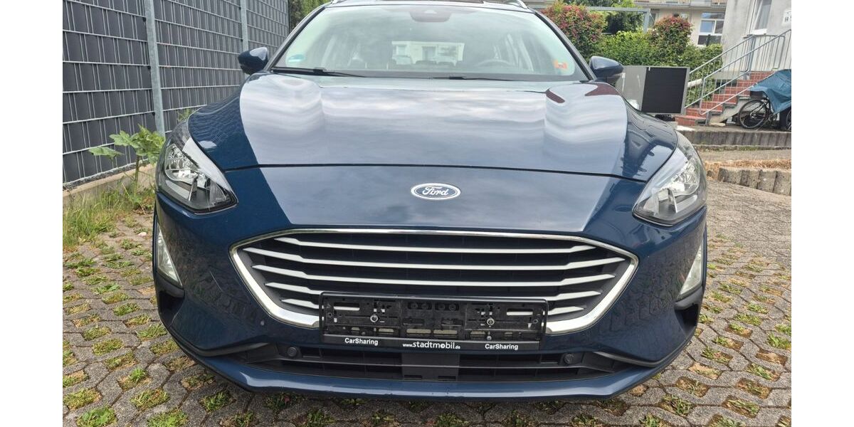 Ford Focus 121.000 km 9.000 &euro; Stuttgart 70439