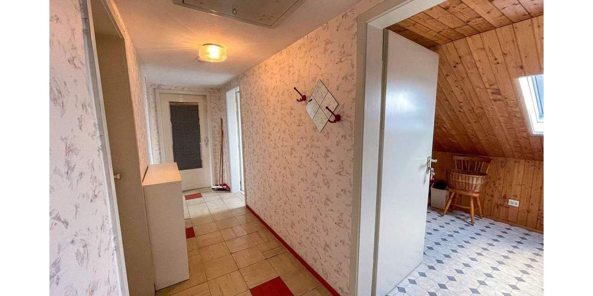 Etagenwohnung Denkendorf - 4 Zimmer, 97 m&sup2;, 368.000&euro; | Angebot:25815885