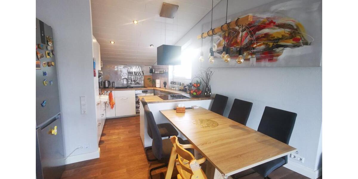 Etagenwohnung Pforzheim Dillweißenstein - 3 Zimmer, 85 m&sup2;, 840&euro; | Angebot:25612106