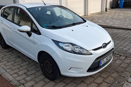 Ford Fiesta 174.000 km 2.100 &euro; Walddorfhäslach 72141