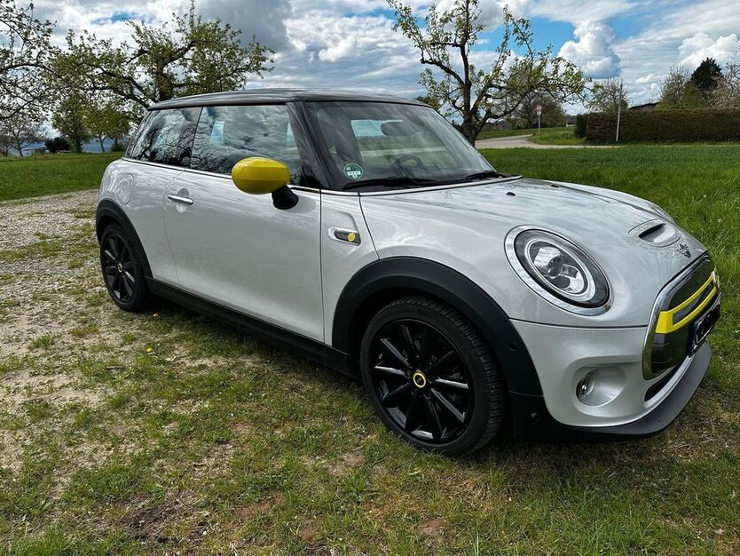 Mini Cooper SE 26.300 km 18.999 € Kirchentellinsfurt 72138