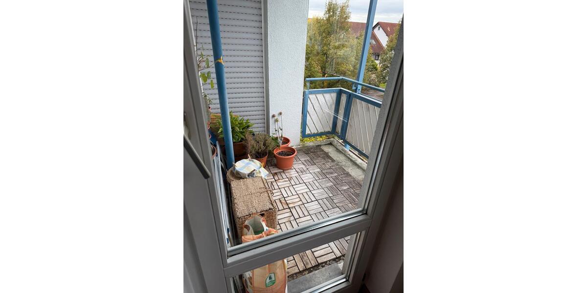 Gepflegte 2-Zimmer-Wohnung mit Balkon & TG-Stellplatz in Tübingen 2 zimmer