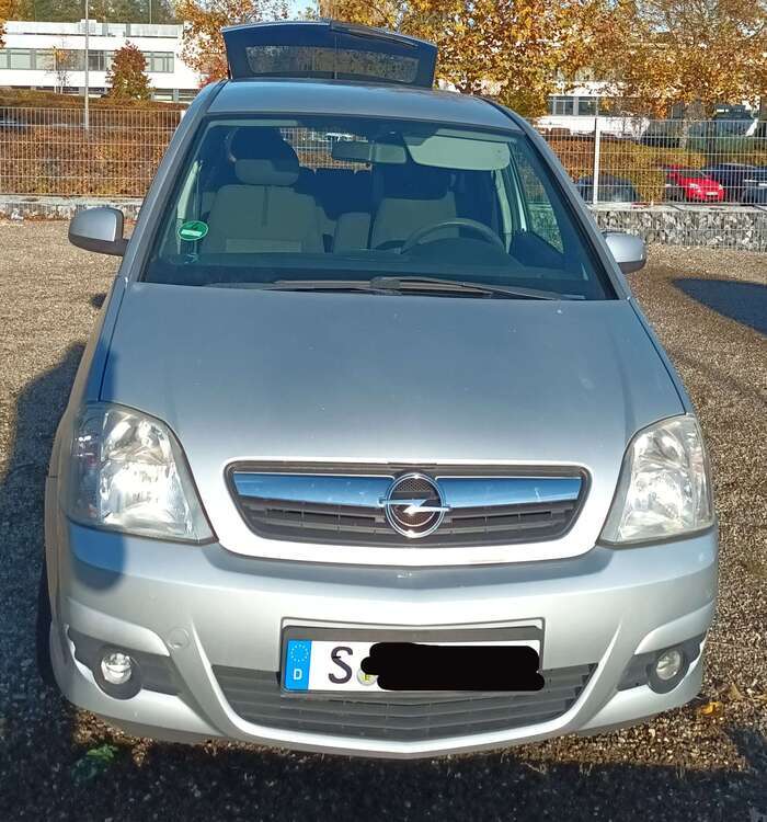 Opel Meriva 139.000 km 3.300 € Stuttgart 70619