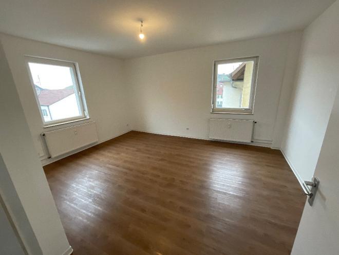 Etagenwohnung Esslingen am Neckar Pliensauvorstadt - 4 Zimmer, 86 m&sup2;, 958&euro; | Angebot:24442947