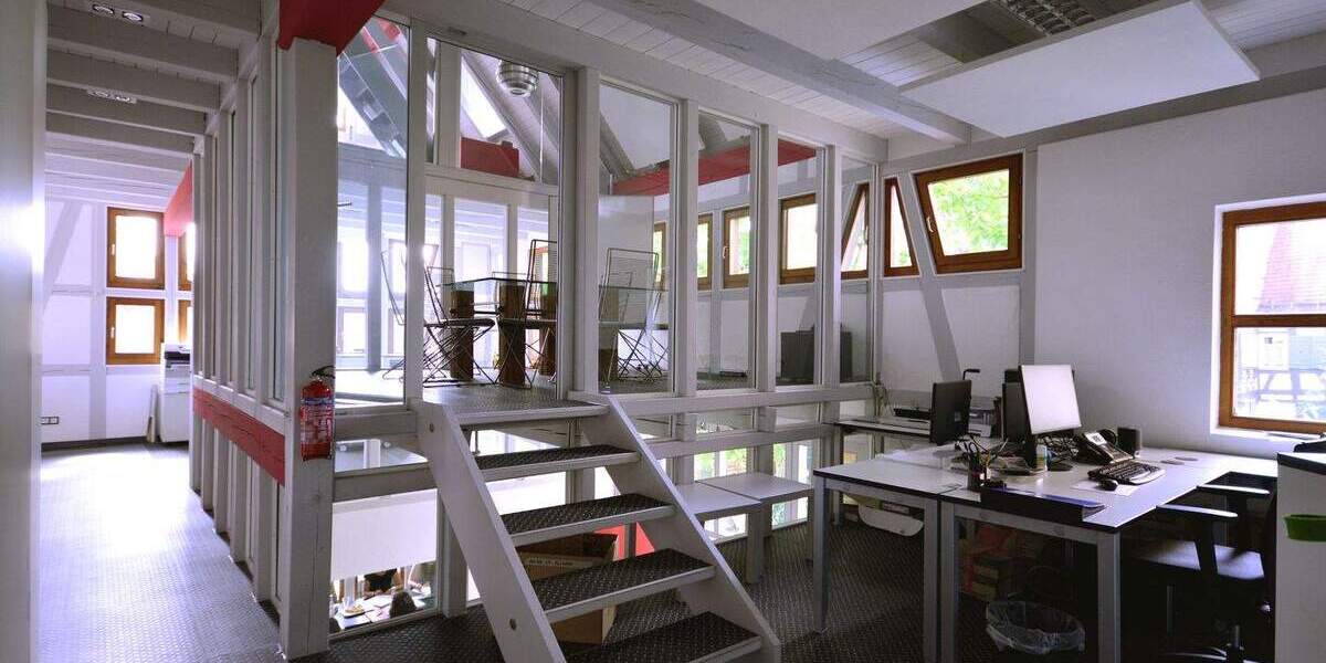 Historisches Fachwerkbüro in der Altstadt Sindelfingens - 1 Person, 247 Zugang zimmer