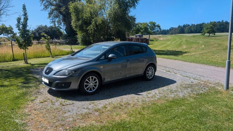 Seat Leon 173.200 km 3.400 € Altensteig 72213