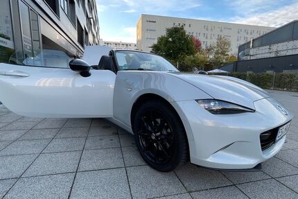 Mazda MX-5 110.000 km 17.000 € Leinfelden 70771