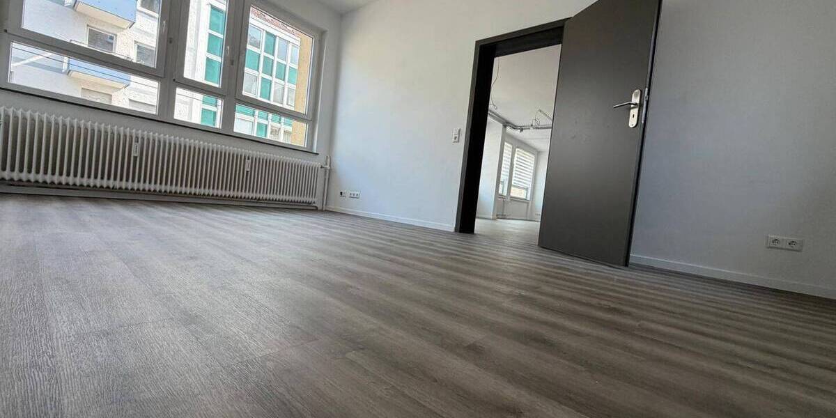Gewerbeobjekt Stuttgart Ost - 3 Zimmer, 1.800&euro; | Angebot:26472847