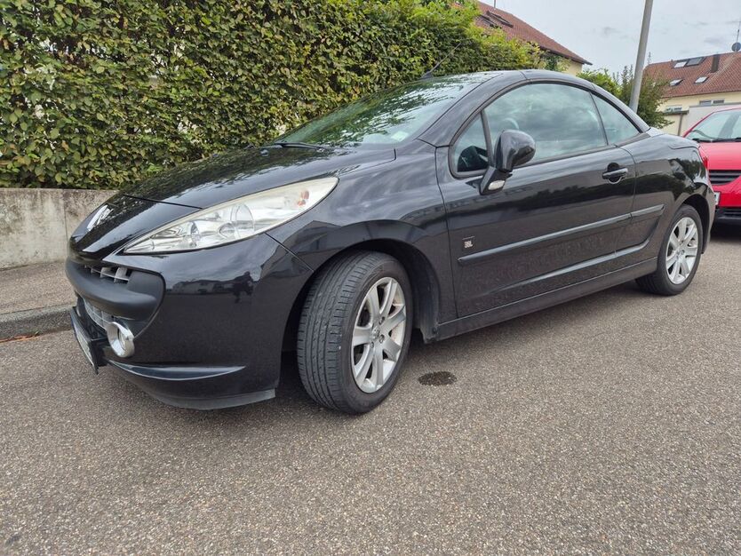 Peugeot 207 124.500 km 2.999 € Filderstadt 70794