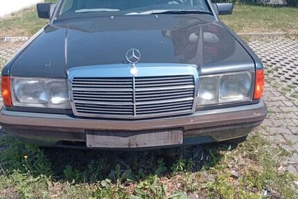 Mercedes-Benz 190 158.953 km 2.200 &euro; BÖBLINGEN 71034