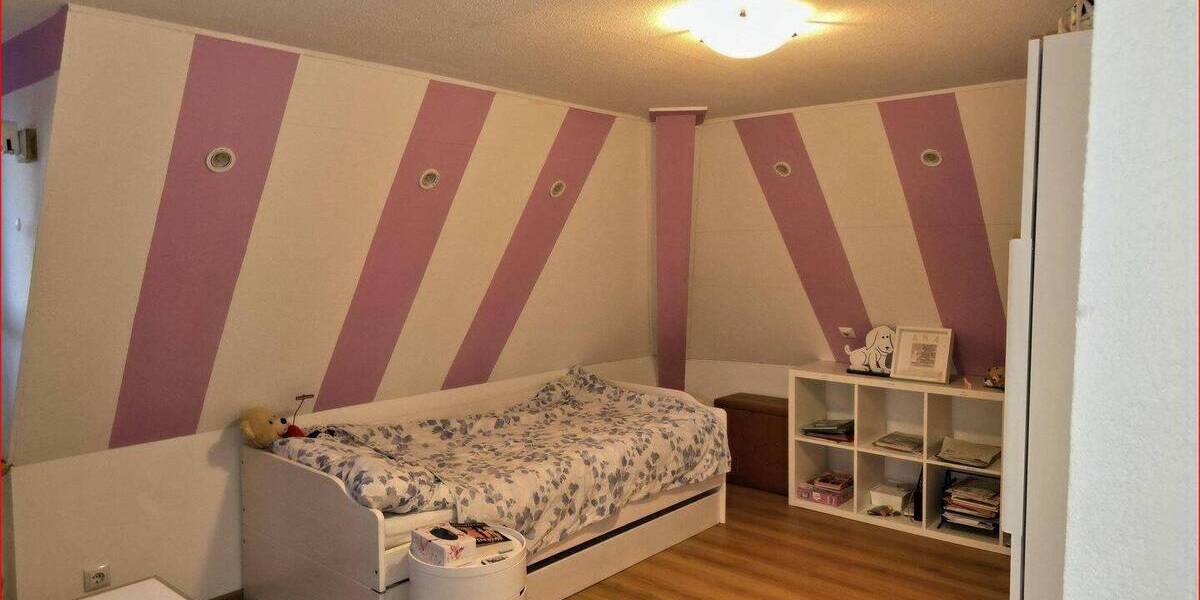 Reihenendhaus Pforzheim Südoststadt - 5 Zimmer, 106 m&sup2;, 399.000&euro; | Angebot:19947095