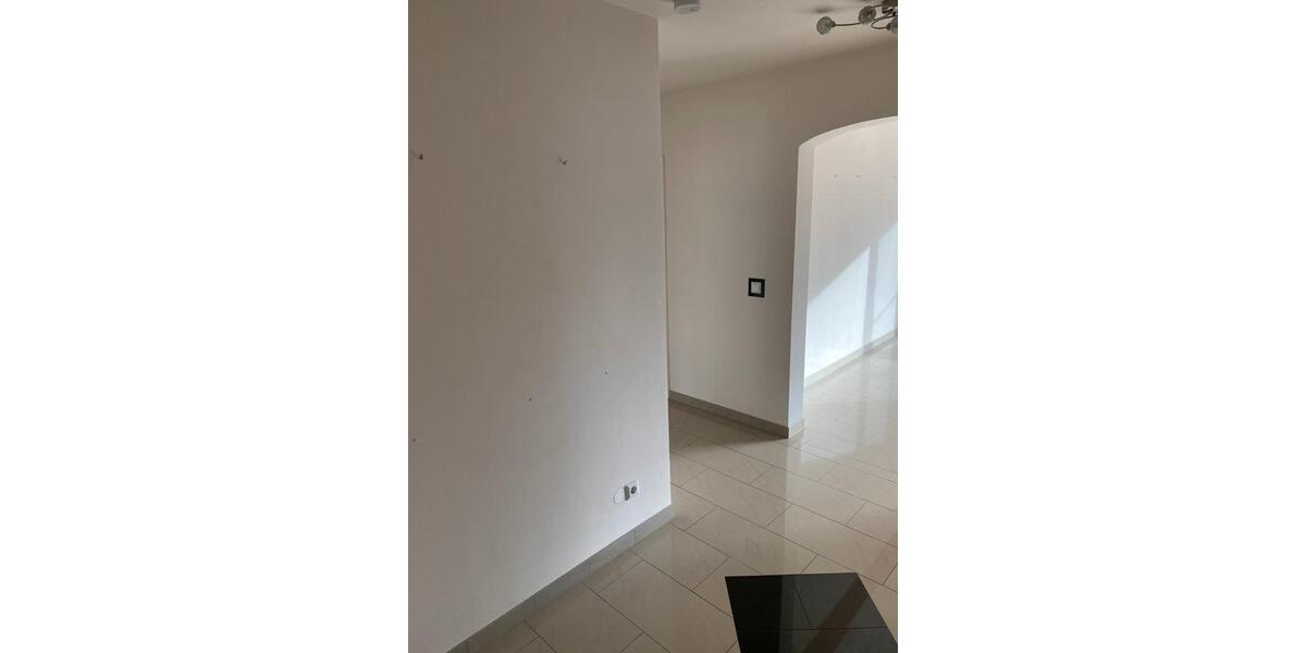 Einfamilienhaus Pforzheim - 3.5 Zimmer, 85 m&sup2;, 1.050&euro; | Angebot:25350374