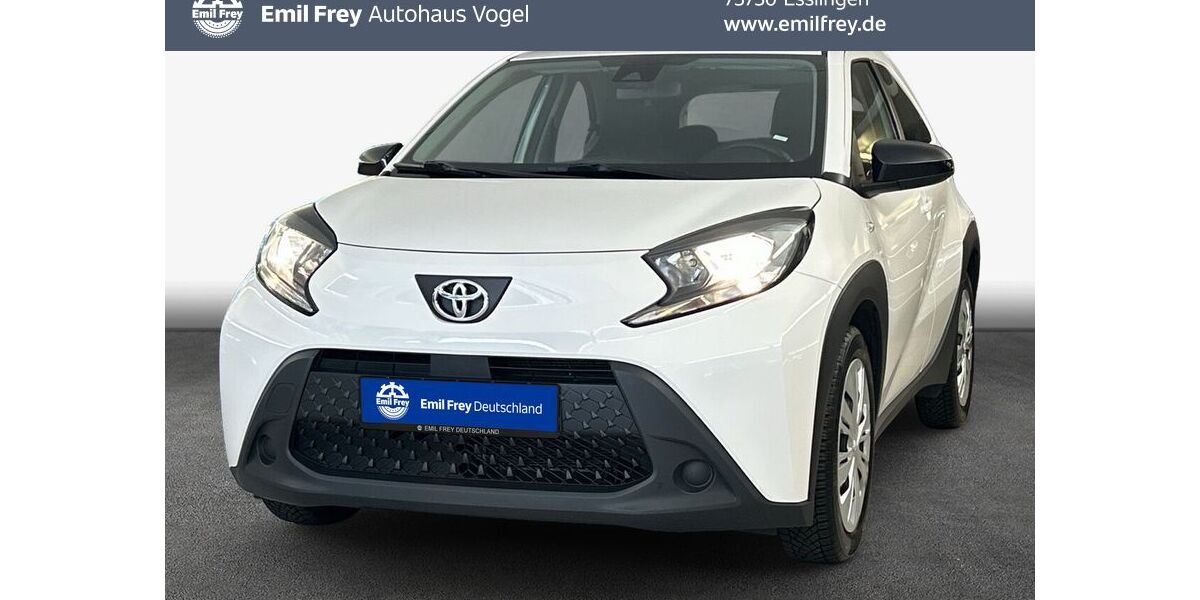 Toyota Aygo (X) 67.100 km 11.980 &euro; Esslingen 73730
