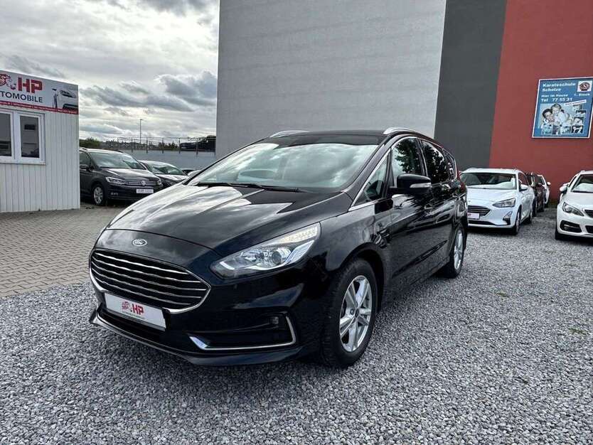 Ford S-Max 140.925 km 17.499 € Filderstadt 70794
