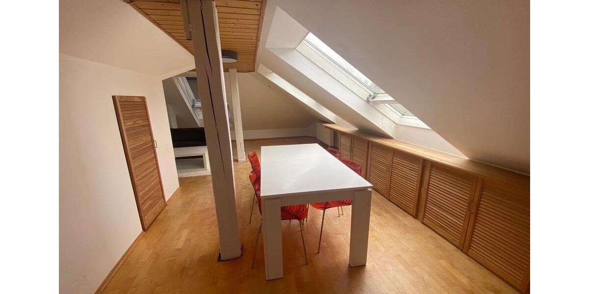 Villa Tübingen Derendingen - 4 Zimmer, 125 m&sup2;, 1.500&euro; | Angebot:25988485