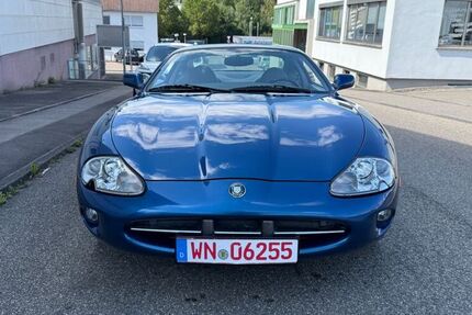 Jaguar XK8