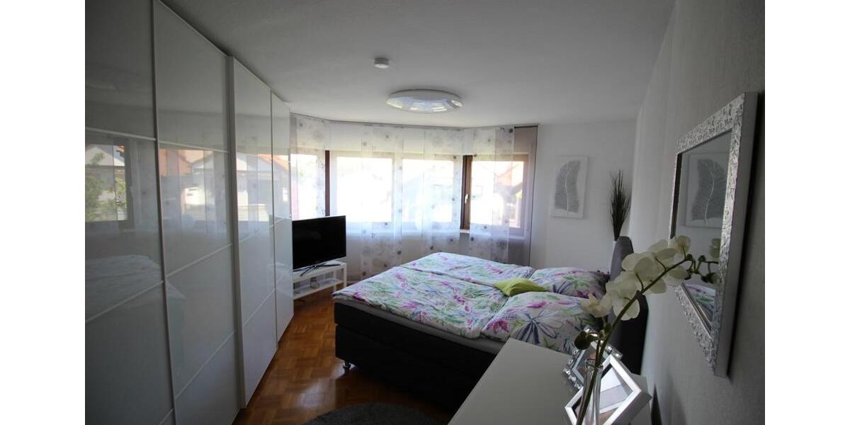 Etagenwohnung Böblingen Dagersheim - 3 Zimmer, 80 m&sup2;, 1.350&euro; | Angebot:26230211