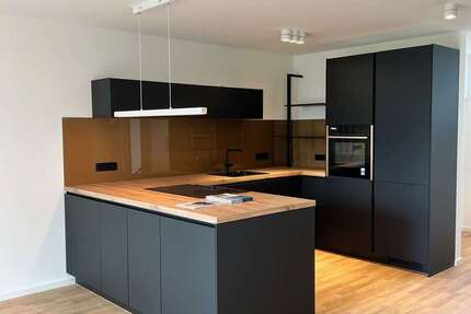 Haus zum Kaufen in Esslingen 938.000 € 126 m² 4.5 zimmer