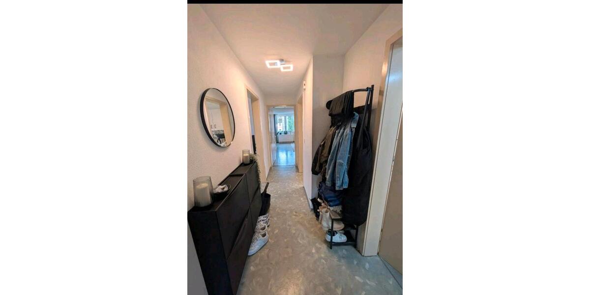 Dachgeschoßwohnung Rottenburg am Neckar - 3.5 Zimmer, 67 m&sup2;, 780&euro; | Angebot:27542684