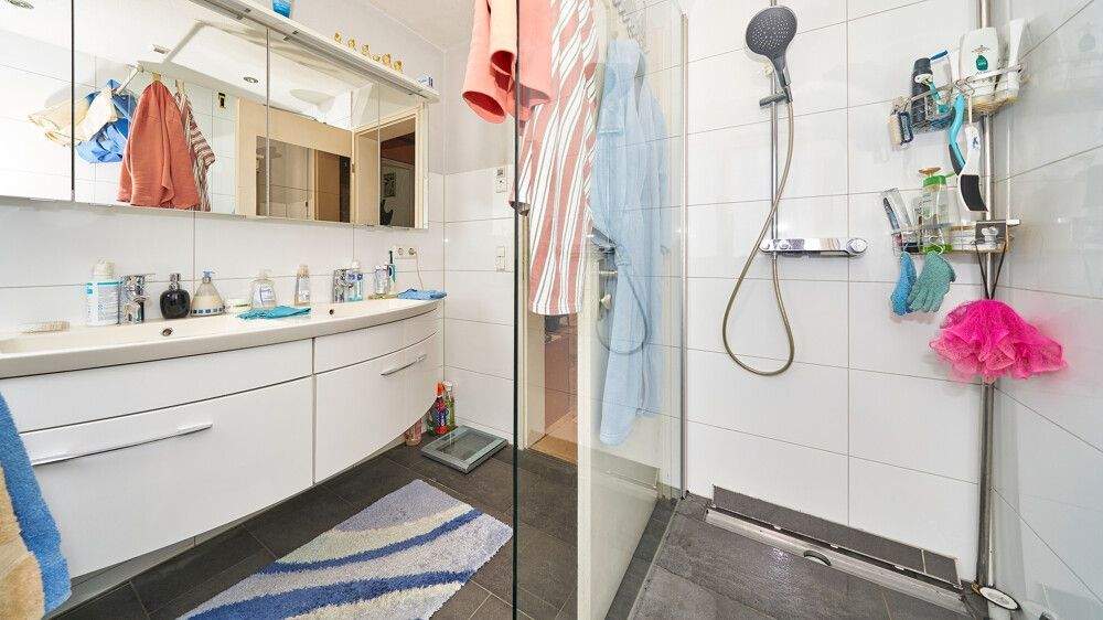 Einfamilienhaus Ludwigsburg / Neckarweihingen Neckarweihingen - 5 Zimmer, 120 m&sup2;, 595.000&euro; | Angebot:24157650