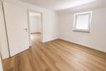 Einfamilienhaus Kirchentellinsfurt - 5 Zimmer, 130 m&sup2;, 2.200&euro; | Angebot:27617729