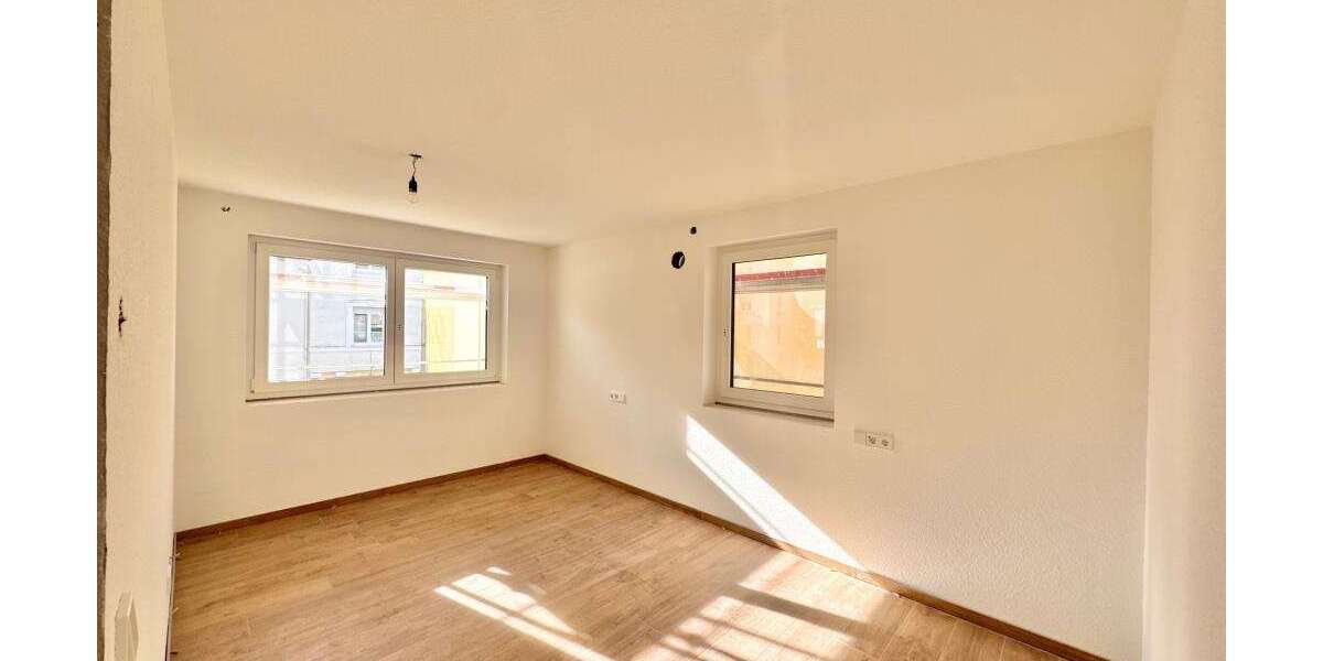 Etagenwohnung Esslingen am Neckar - 4 Zimmer, 89 m&sup2;, 1.558&euro; | Angebot:24730678