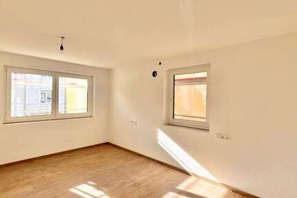 Wohnung Esslingen am Neckar - 4 Zimmer, 89 m&sup2;, 1.558&euro; | Angebot:24730678