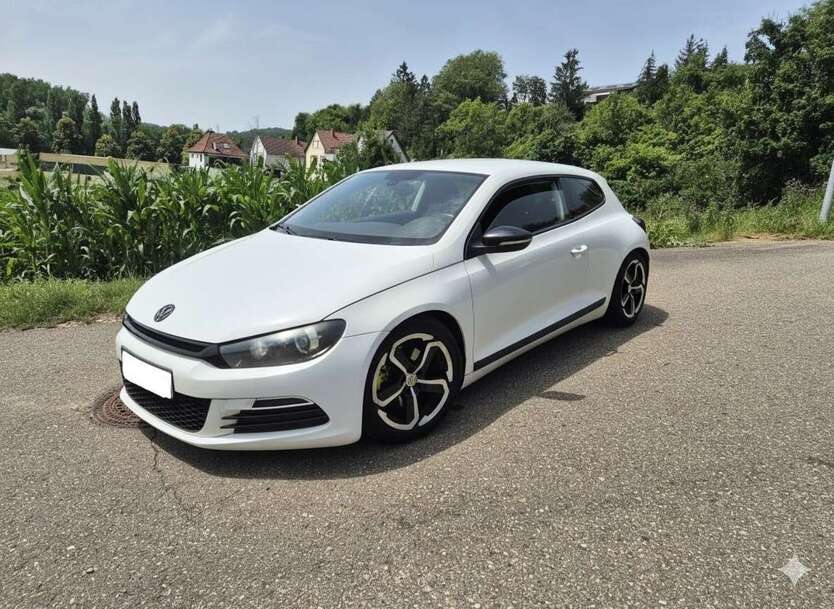 VW Scirocco 132.000 km 8.400 € Pliezhausen 72124