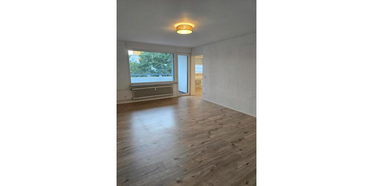 Etagenwohnung Pforzheim Eutingen - 3 Zimmer, 84 m&sup2;, 1.260&euro; | Angebot:27540335