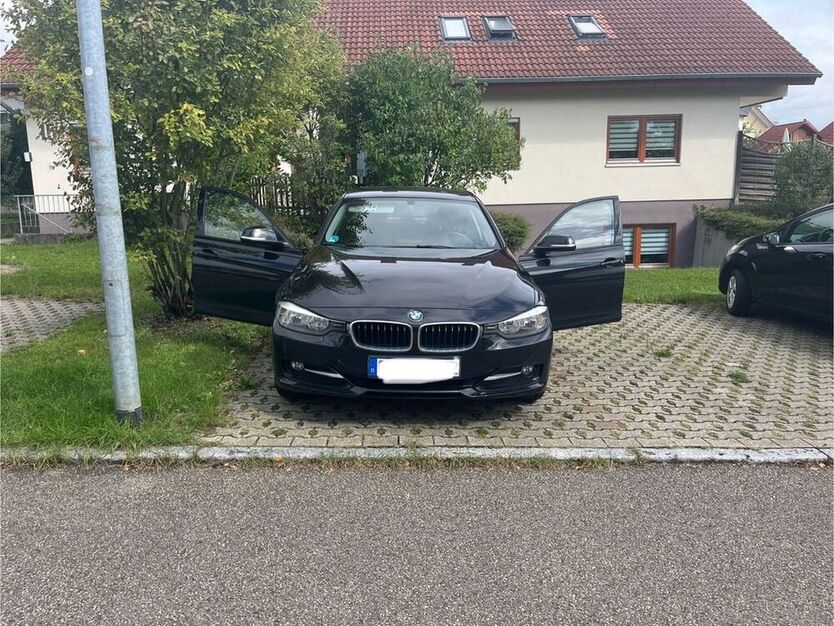 318