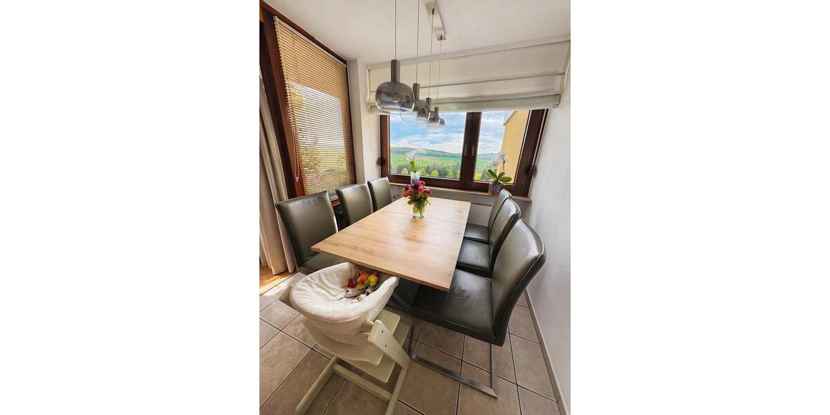 Dachgeschoßwohnung Neckartenzlingen - 4.5 Zimmer, 90 m&sup2;, 370.000&euro; | Angebot:27426943